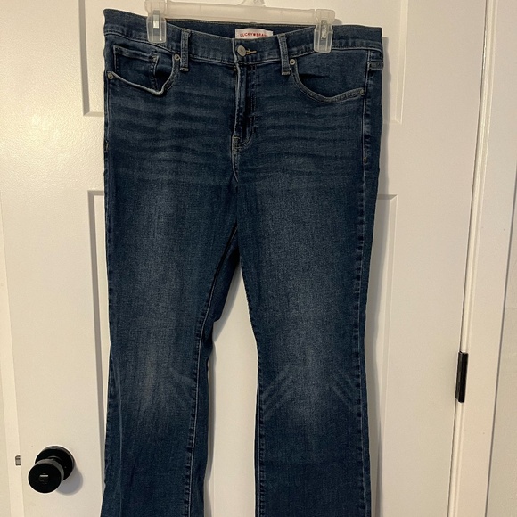 Lucky Brand Jeans Women's Size 14/32 A Blue Denim Sweet Boot Mid-Rise Stretch - Picture 1 of 12